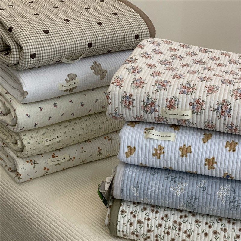 韩国大鹅小清新碎花双面纯棉床盖单件四季通用绗缝夹棉床单不起皱