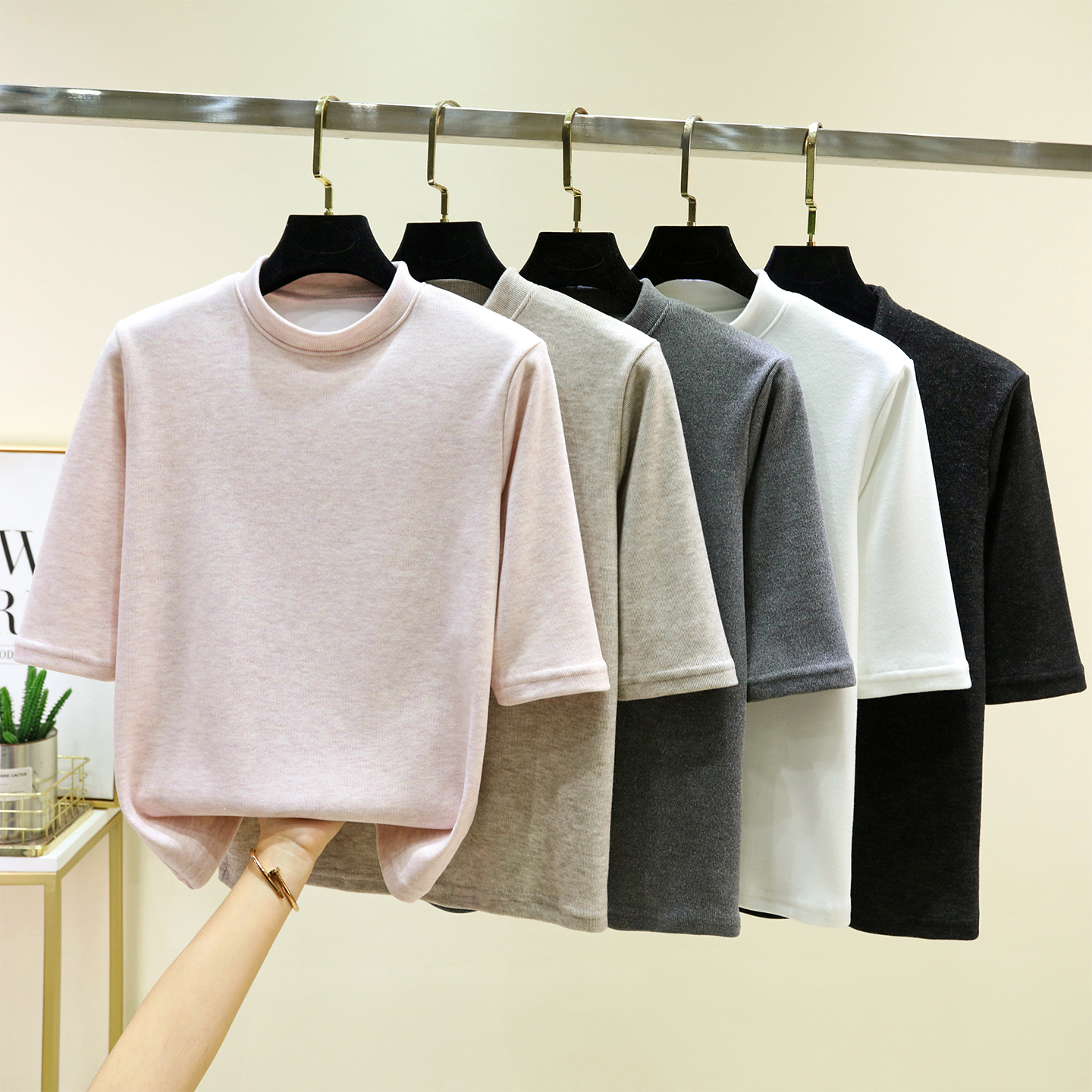 冬季加绒保暖五分袖圆领打底衫