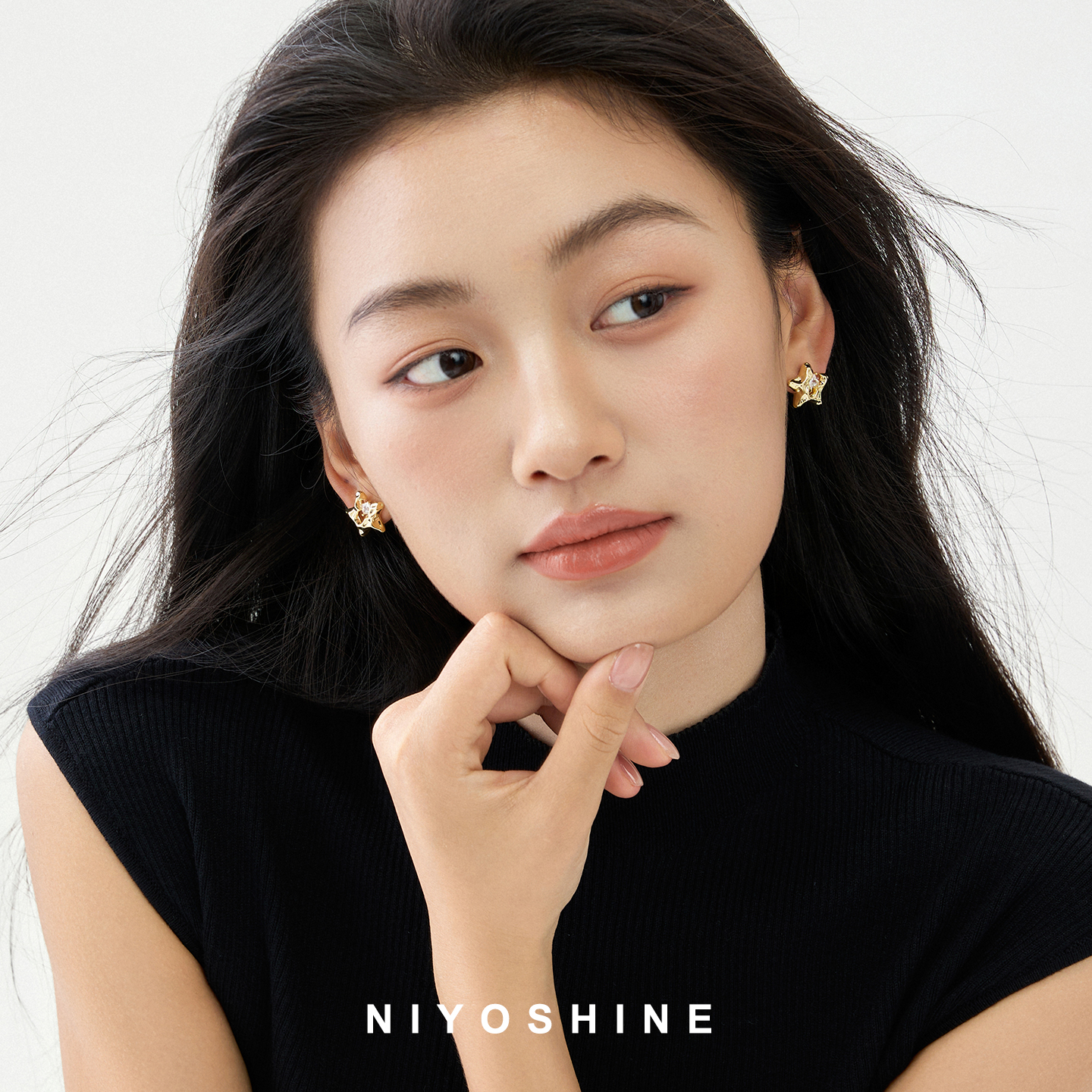 五角星镶钻耳钉显脸小星芒耳饰女