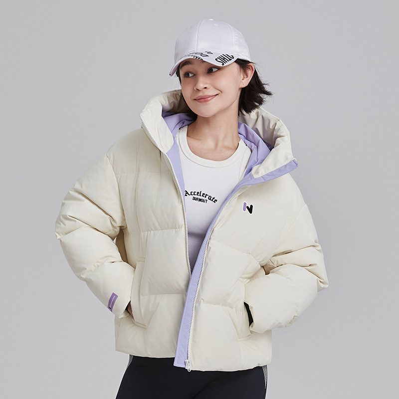 暖频道女士短款连帽鹅绒服保暖舒适加厚户外百搭冬季外套面包服