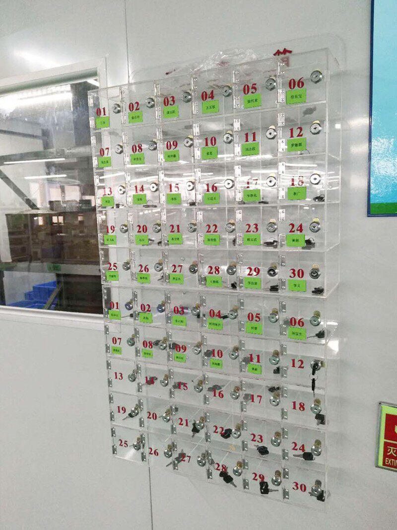 定做透明亚克力手机存放柜保管箱收纳盒保存箱带锁工厂车间火种柜
