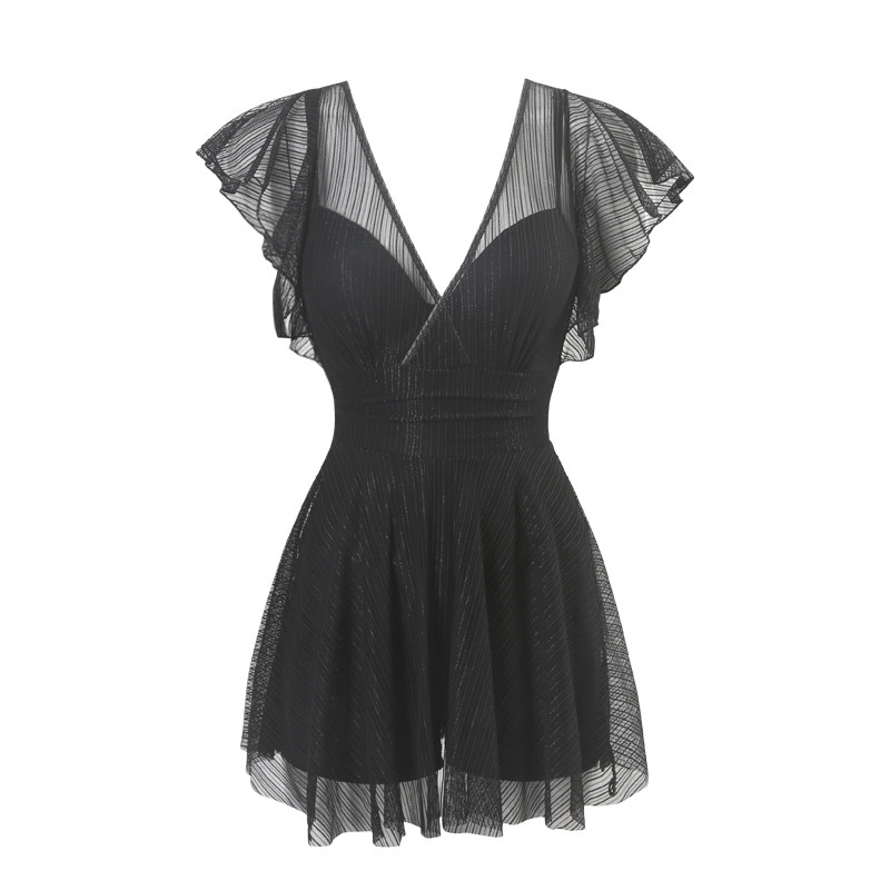 大码泳衣女微胖mm遮肚显瘦裙式连体超仙女范泡温泉V领钢圈