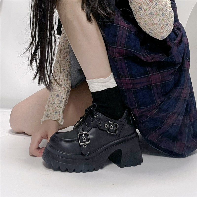 时光里的店秋季的皮带扣纯色小皮鞋韩系辣妹超高跟鞋日常简约单鞋,女鞋,深口单鞋,淘宝优惠券,粉丝福利购,淘宝优惠卷