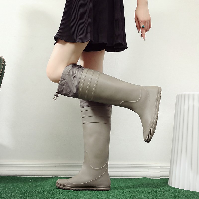 超轻可折叠雨靴女户外徒步赶海长筒雨鞋软底水鞋防水防滑盐湖鞋套