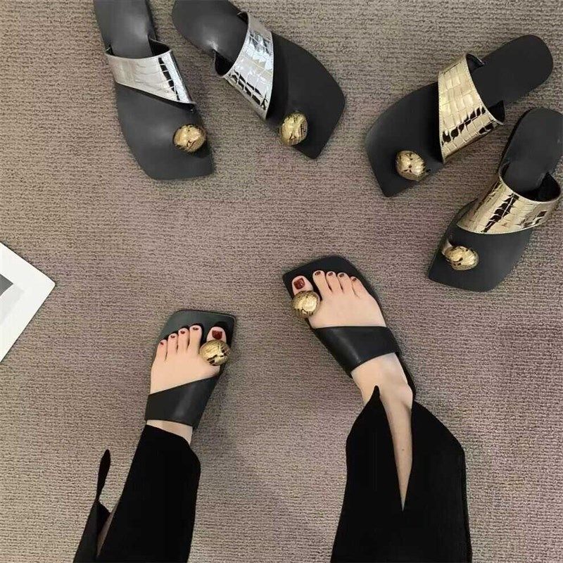 大码凉鞋41一43女胖脚宽肥女鞋夏2024新款人字拖外穿拖鞋平底凉拖,女鞋,一字拖,淘宝优惠券,粉丝福利购,淘宝优惠卷