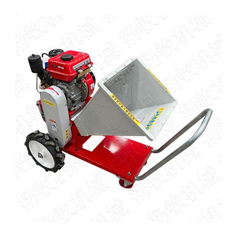 小型家用便携式移动电动三轮车铡草揉丝碎枝机树枝粉碎机柴汽