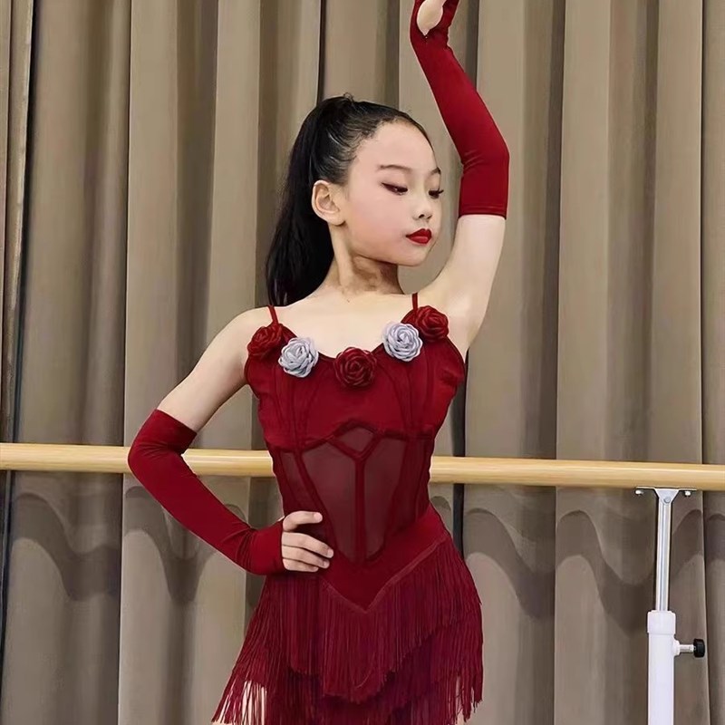 新款少儿拉丁舞裙服装表演比赛练功服儿童演出流苏套装高级感2024