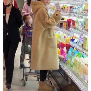 冬装女2025年新款加厚牛角扣大衣温柔韩系宽松慵懒连帽羊羔毛外套