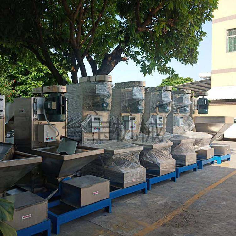 销售上海立式脱水机abs塑料脱水机pet片料颗粒清洗设备