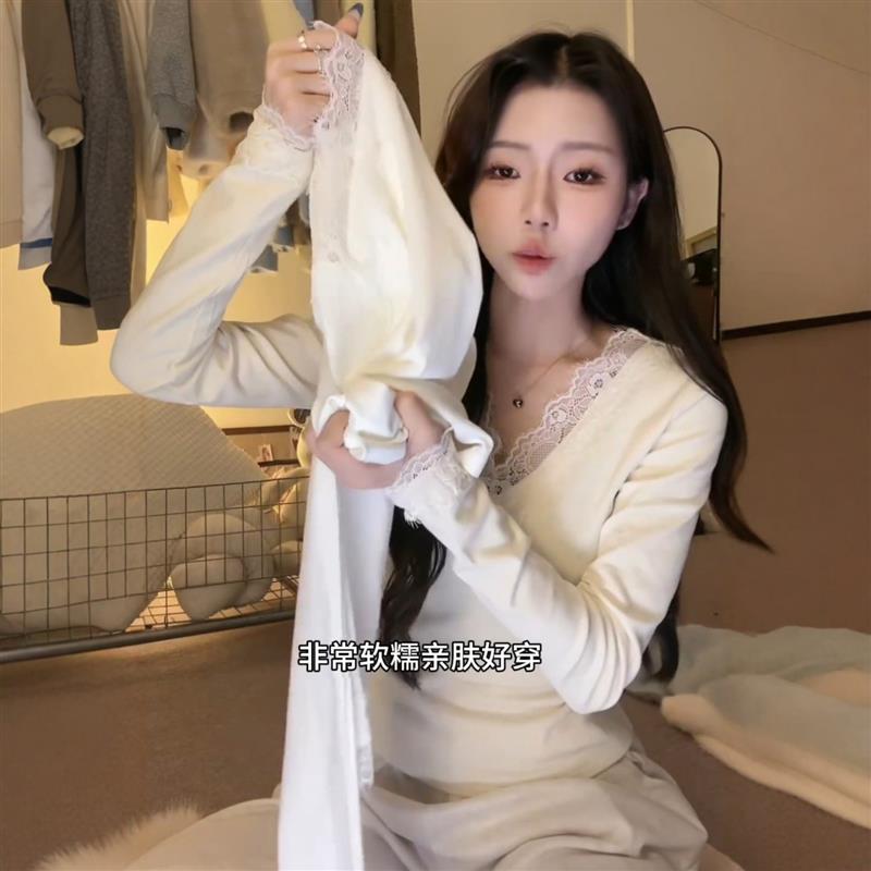 温柔嗲系水溶蕾丝领针织T