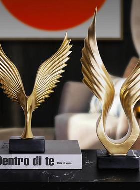 大鹏展翅创意艺术摆件现代轻奢高档客厅办公室酒柜书柜家居装饰品