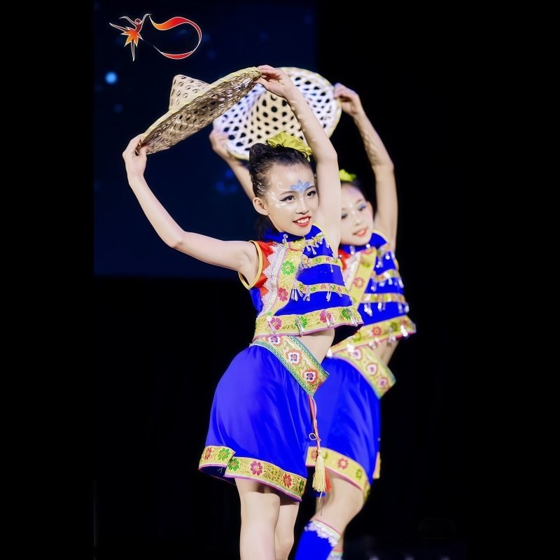 傣族舞蹈服装儿童《嬉傣》表演服少数民族彝O族傣族苗族三月三演