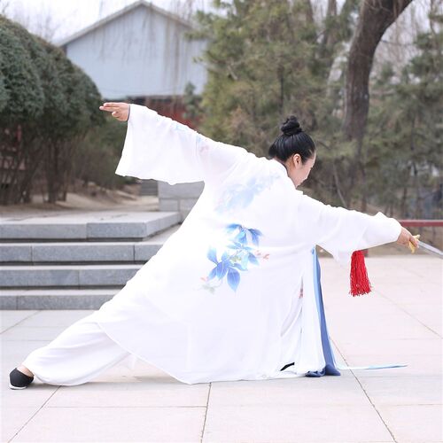 新款太极服马蕾气功服武术练功晨练中长款表演服彩绘蓝白青花夏秋