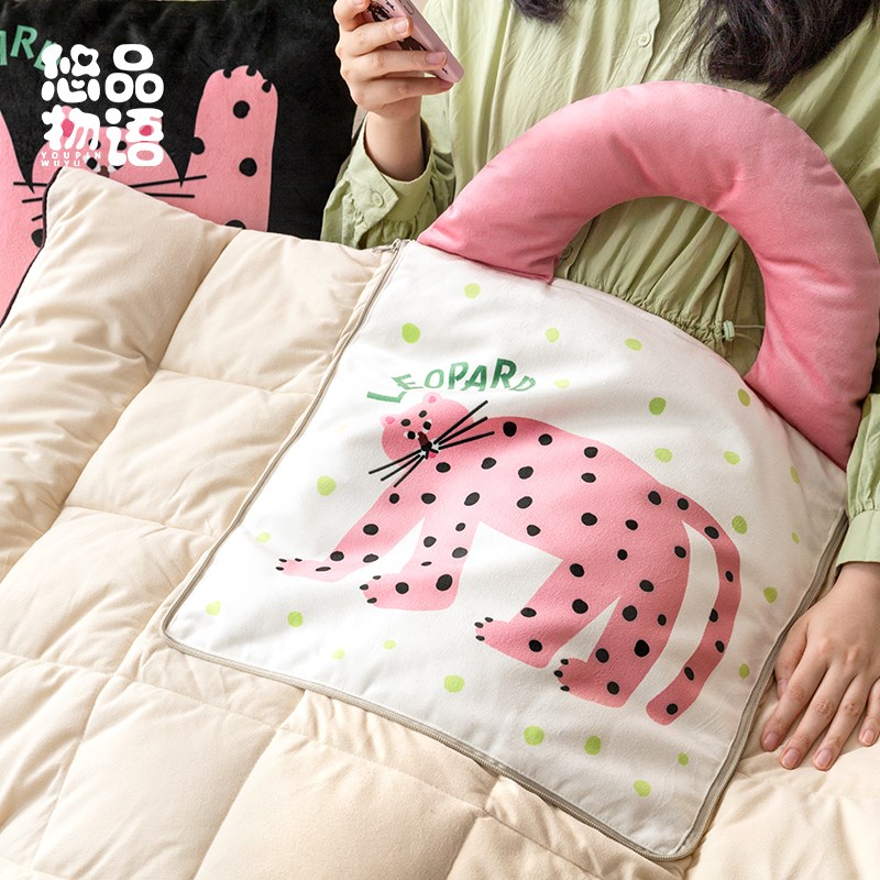 波点豹卡通手提两用抱枕被子二合一折叠毯子车载办公室午睡空调被