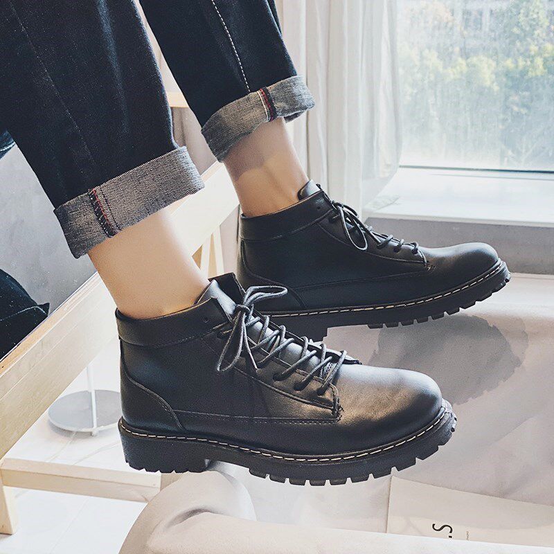 学生马丁靴男夏季透气中帮休闲黑色E短靴子男韩版潮流防水高帮皮