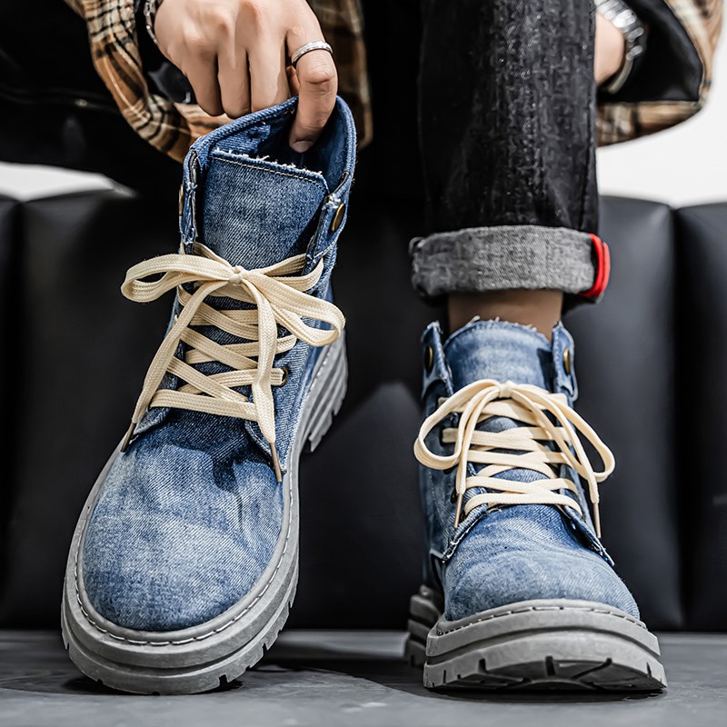 大码马丁靴男款秋季英伦风炸街小短靴厚底牛仔靴子男高帮帆布鞋男