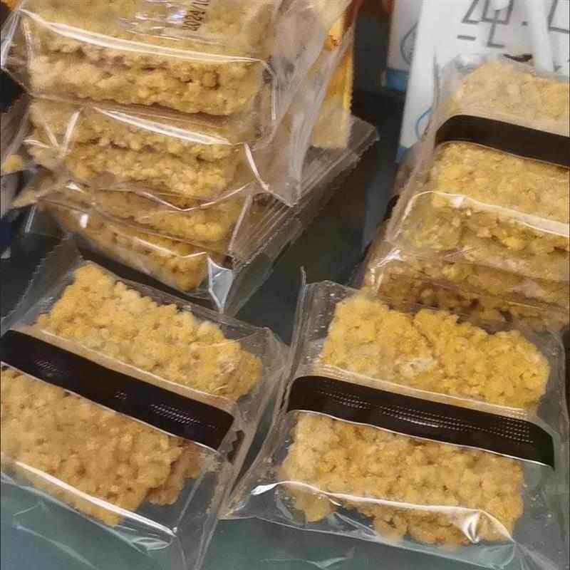 网红蟹香蛋黄糯米锅巴农家大米香酥锅巴安徽特产休闲零食品点心