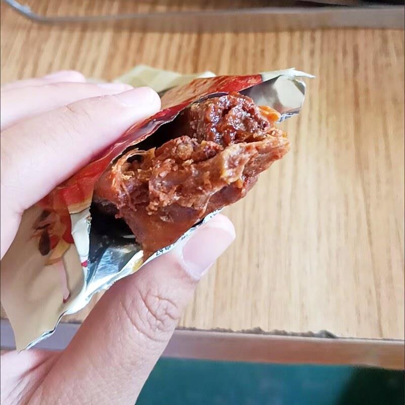 乡奇手撕大鸡排40g香辣黑椒味嫩滑多汁独立包装办公休闲小零食