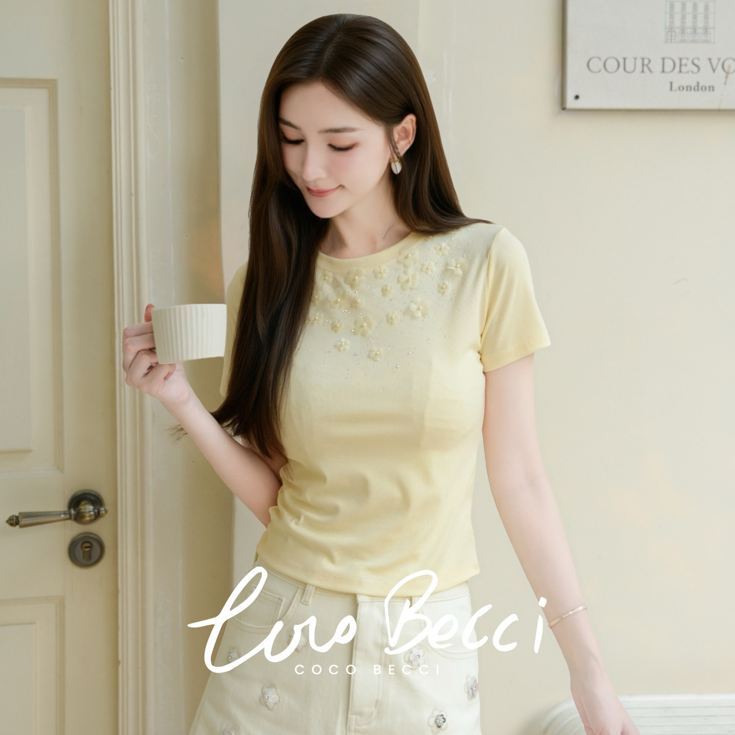 COCO BECCI【小花T】立体花朵烫钻圆领温柔百搭T恤CGLJA324013