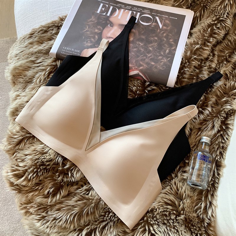 素肌婷三角杯内衣女薄款无钢圈聚拢收副乳大胸显小上托文胸夏
