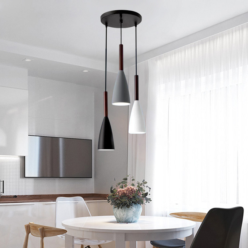 餐厅吊灯三头现代简约北欧餐桌创意个性铁艺家用饭厅吧台led灯具