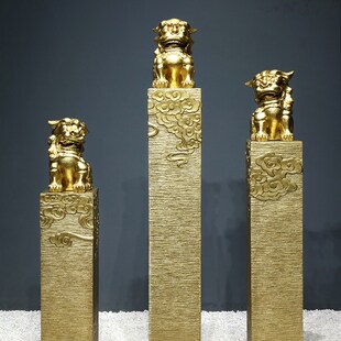 新中式摆件入户门玄关装饰栓马柱金色招财貔貅一对麒麟拴马桩立柱