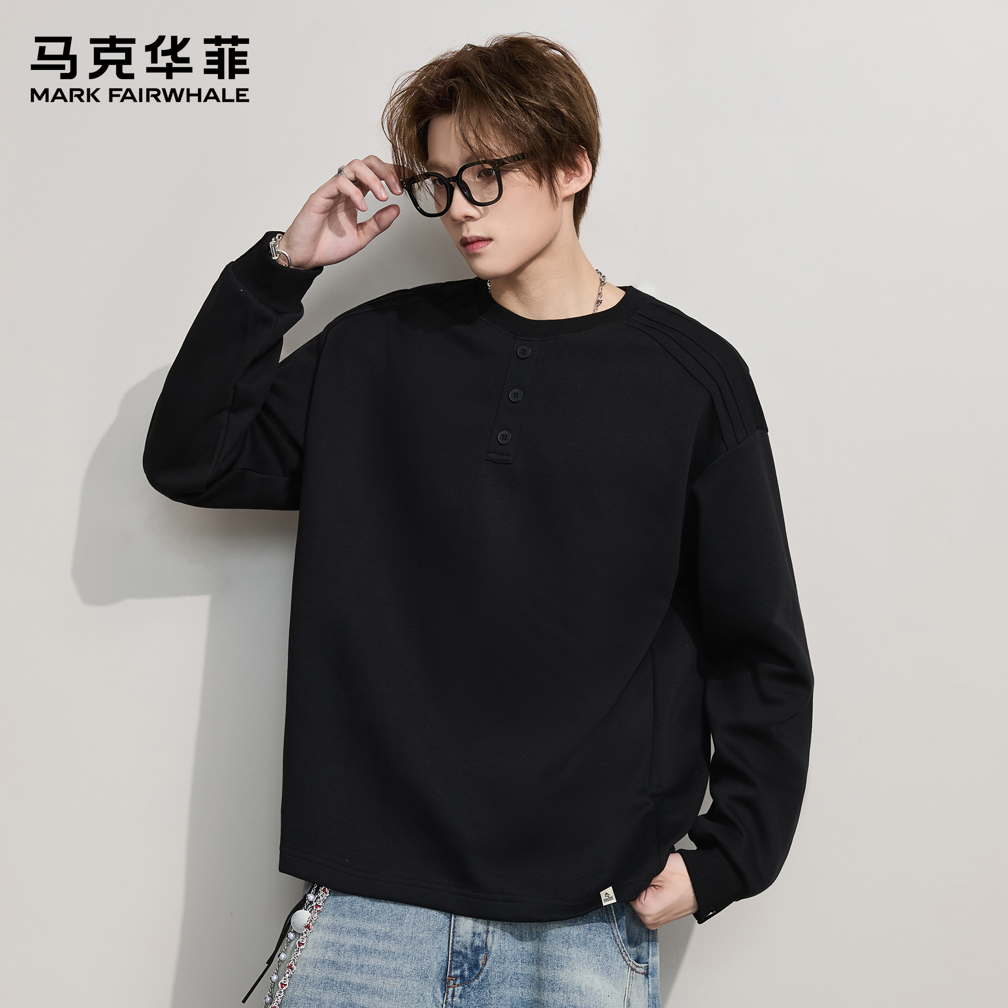 马克华菲松弛感圆领卫衣男士新款潮牌拼接复古情侣百搭宽松套头衫