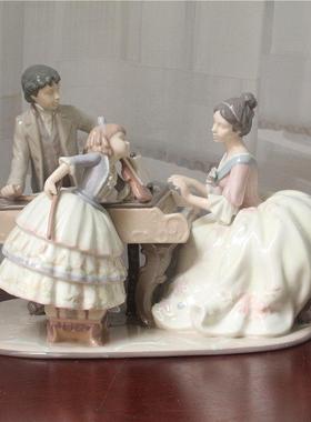 西班牙Lladro陶瓷人物弹钢琴瓷偶摆件 欧式艺术风格橱窗展示收藏
