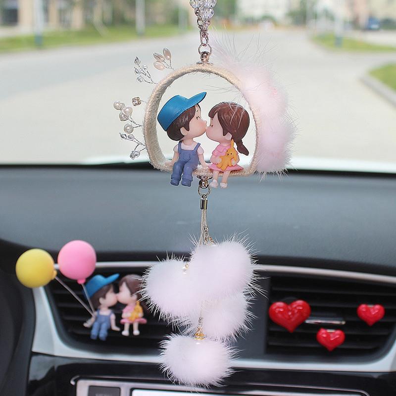 网红汽车挂件2025新款高级感创意可爱情侣车载挂件车内装饰品女神
