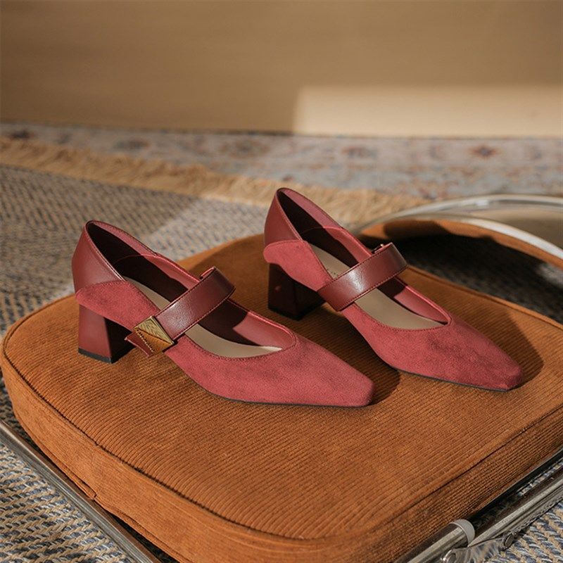 酒红色玛丽珍高跟鞋秋冬绒面方头粗跟5cm一字带女单鞋绝美不累脚,女鞋,玛丽珍鞋,淘宝优惠券,粉丝福利购,淘宝优惠卷