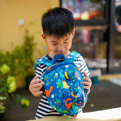 可爱婴幼儿园书包女m男孩3岁5小班宝宝儿童防走失背包帆布透气包
