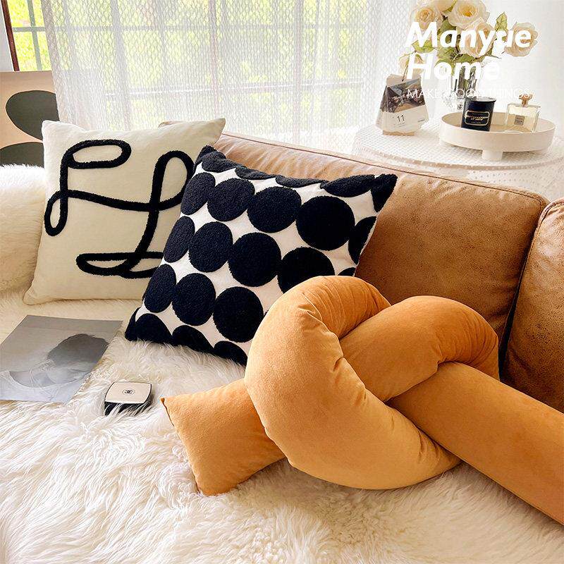 蔓越家 北欧ins网红款打结抱枕抱枕套含芯沙发靠垫样板间床头靠枕