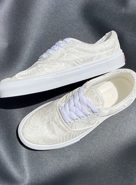 2025夏季新款大码男鞋4748滑板鞋男情侣鞋子男帆布鞋男款白色单鞋