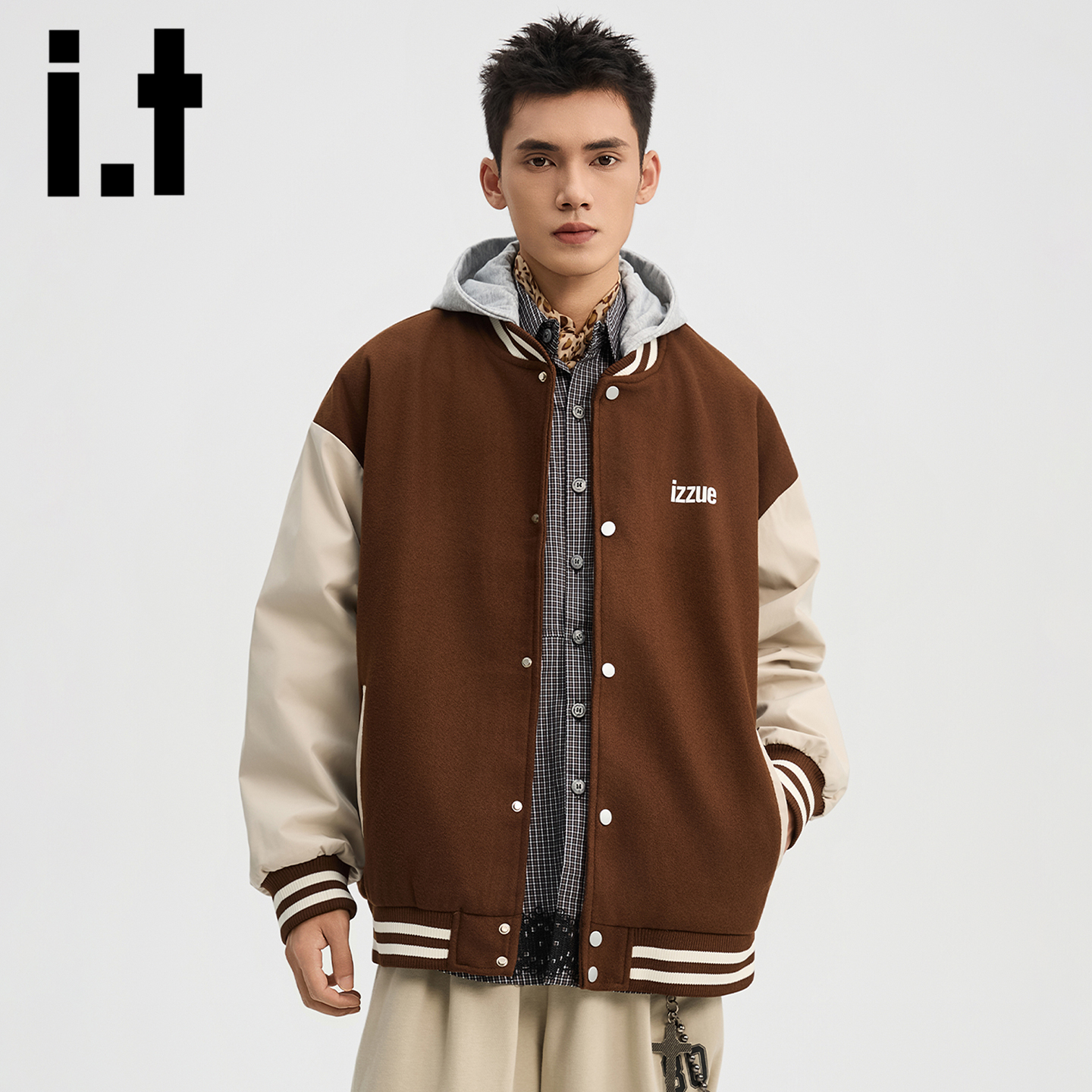 izzue男士秋冬季棒球服宽松外套