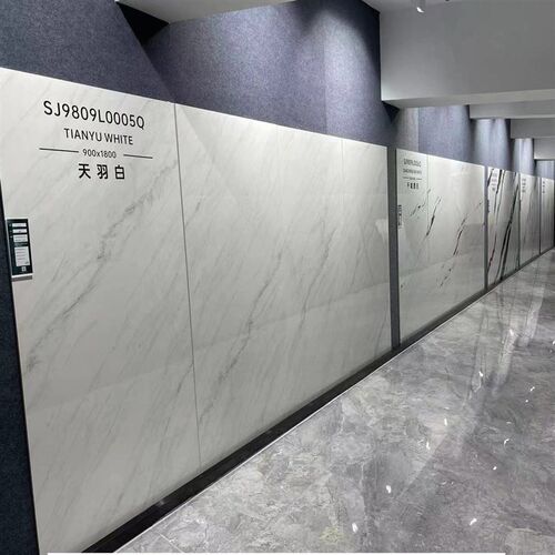 悬瓷砖地板18广东空0厂岩别墅装电视背景墙L工程客厅00板9大0