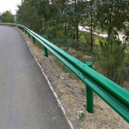 公路波形护栏板乡村道路波形护栏板高速热镀锌防撞波形梁钢护栏板