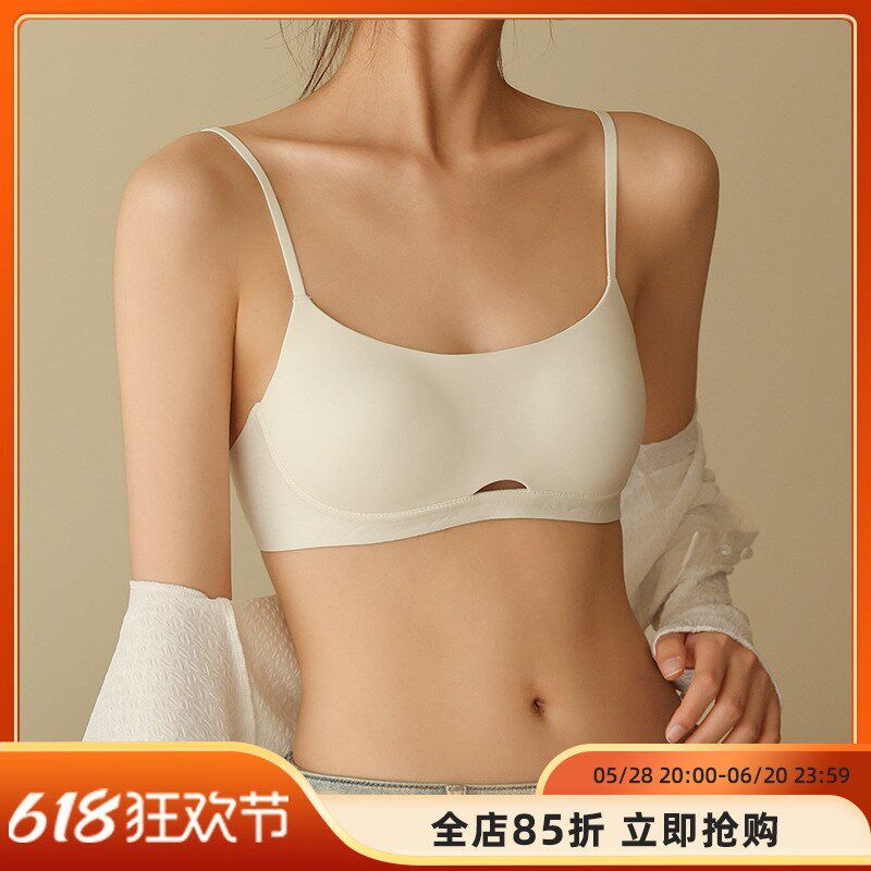 无痕一体a抹胸式防走光内衣女小胸聚拢不空杯一片式无钢圈文胸罩