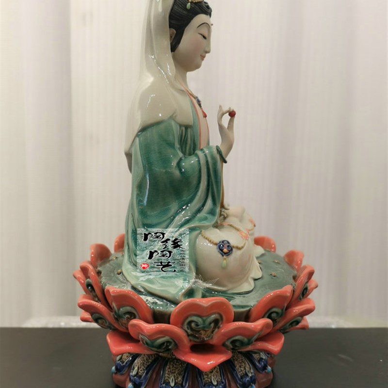 陶瓷工艺品 石湾公仔 坐莲观音