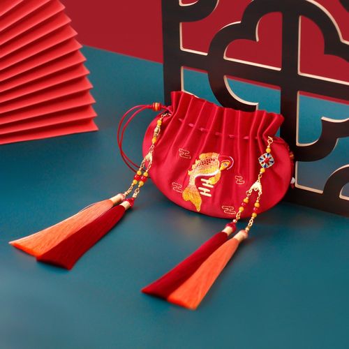 【钱丽】香囊空袋节庆招财香包缎面麒麟有鱼刺绣荷包