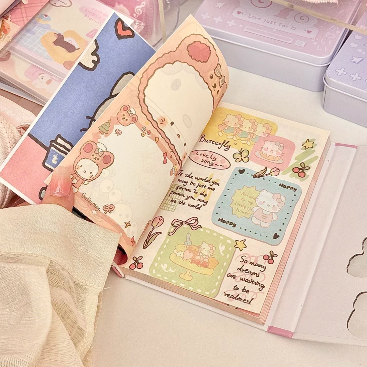 哈喽kitty笔记本本子A高颜值少女心可爱印花日记本加厚彩页手帐本,文具电教/文化用品/商务用品,手帐/日程本/计划本,淘宝优惠券,粉丝福利购,淘宝优惠卷