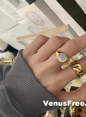 强推质感!不掉色高电镀18K金加厚粗链条平切变光白母贝戒指环男女