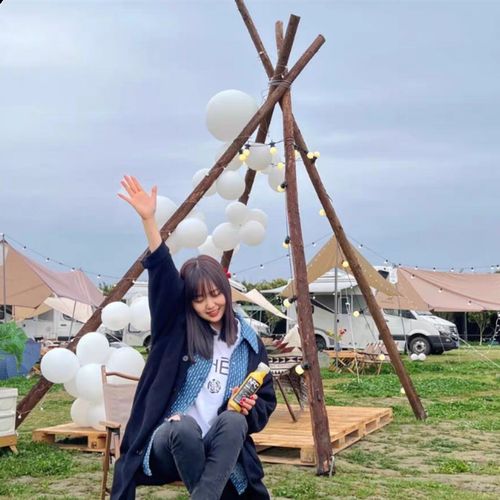 户外露营野营挂布挂旗布景实木花架营地团建氛围布置木架子订制