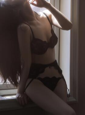 法式覆古黑色蕾丝文胸吊袜带三3件套装性感诱惑钢圈聚拢内衣女士