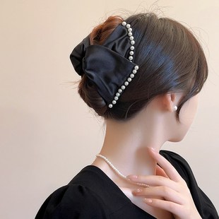后脑勺发夹女高级感气质轻奢蝴蝶夹子头饰 赫本风珍珠抓夹2024新款