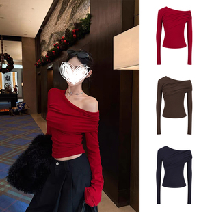 MosesQueen魔西女王红色斜肩长袖 t恤女春秋内搭打底显瘦露肩上衣