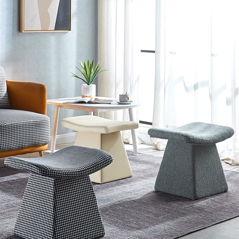 梳妆凳化妆凳网红卧室梳妆台椅子换鞋凳家用门口客厅小凳子羊羔绒