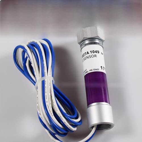 原装新霍尼韦尔火焰探测器C7027A1049 C7027A1023 C7027A1072