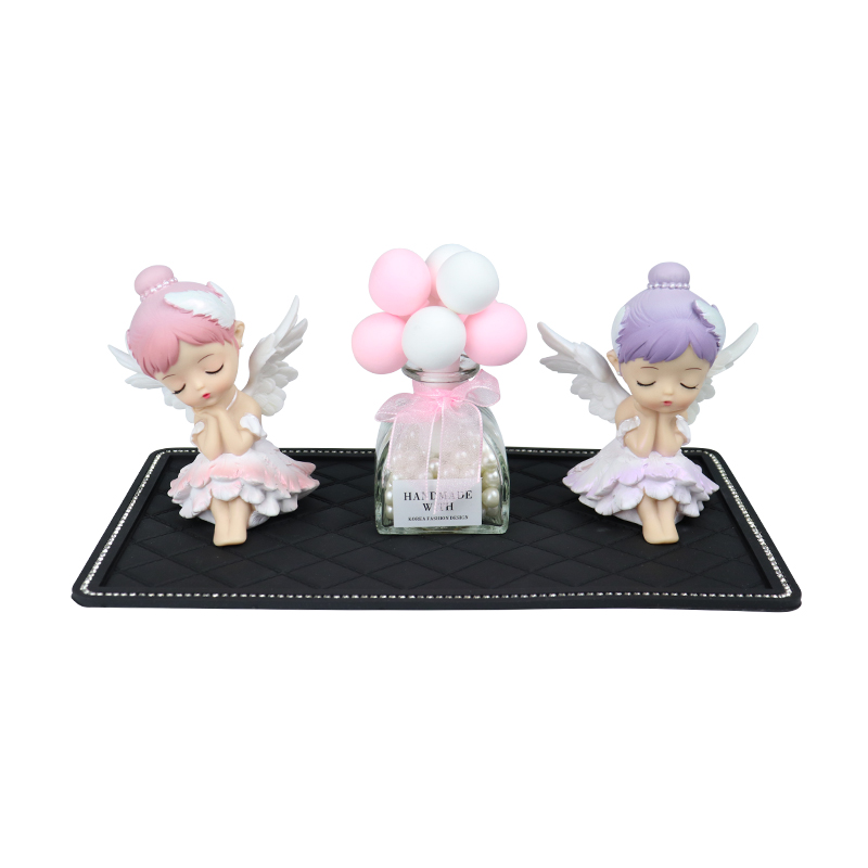 汽车内饰品摆件网红卡通天使公主车载中控台装饰用品大全女神车饰