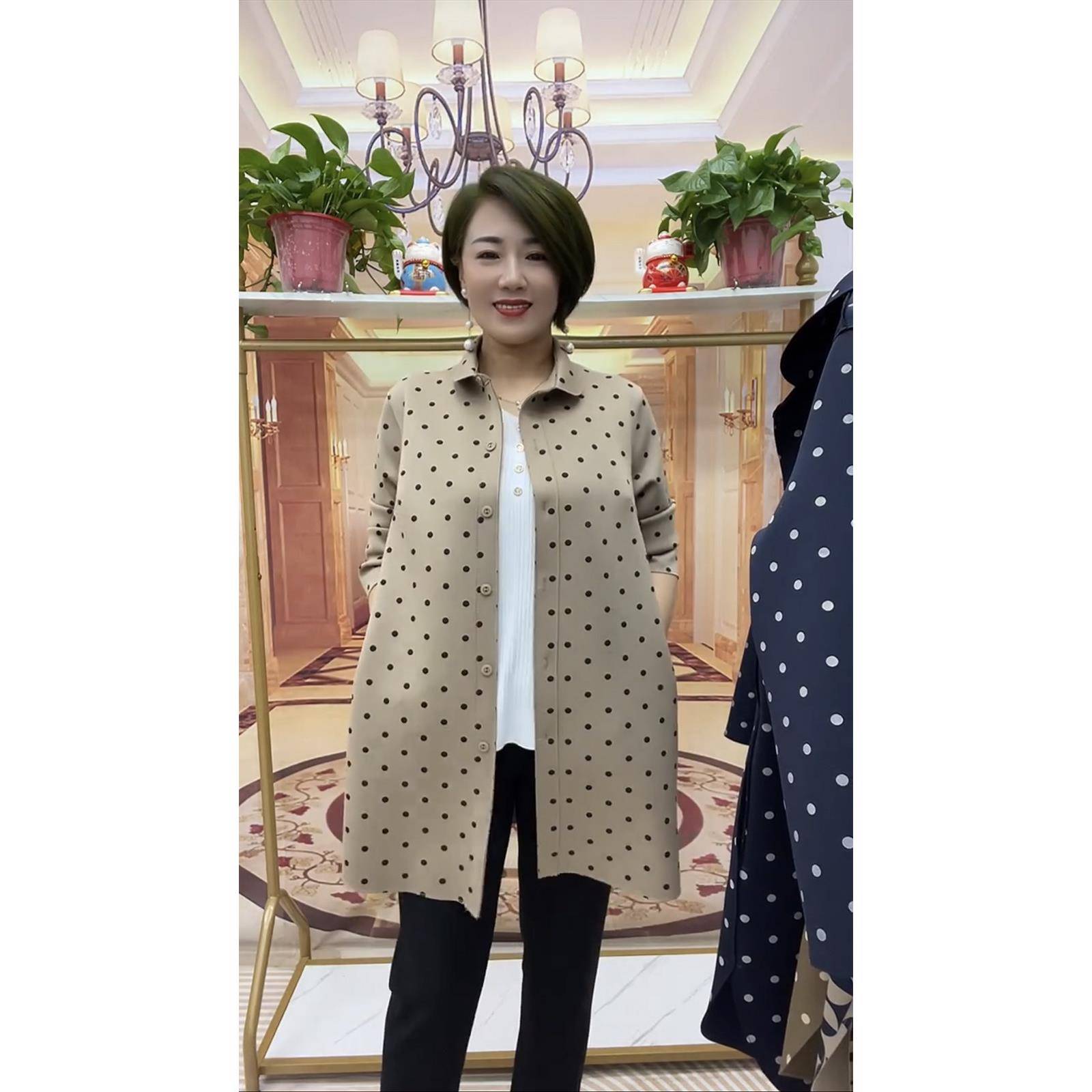 极速中老年妈妈风衣春装新款气质女人40-50岁休闲花色网红中长款