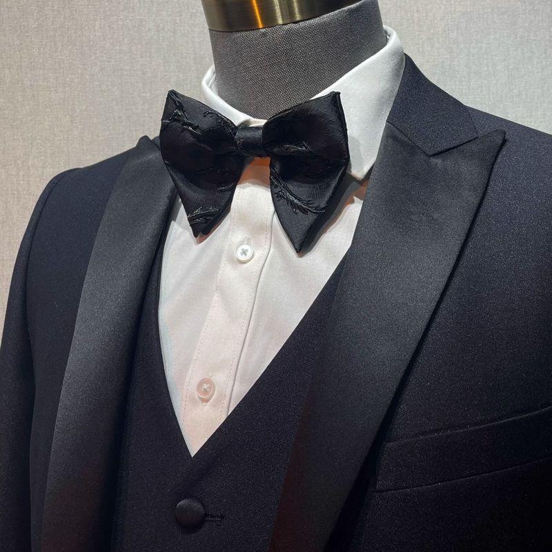 轻奢高级缎面洋红色喜绅士